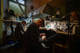 3.jpg-MGP Aurarius Tryjefaczka pracownia i salon jubilerski