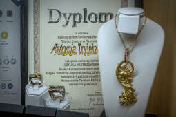 11.jpg-MGP Aurarius Tryjefaczka pracownia i salon jubilerski