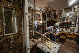 10.jpg-Pracownia Renowacji Mebli i Antyków Lech Peres Renowacje Pokojowe