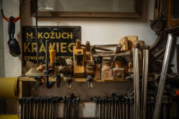 14.jpg-Pracownia Renowacji Mebli i Antyków Lech Peres Renowacje Pokojowe