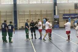 Drużyna po rozdaniu nagród