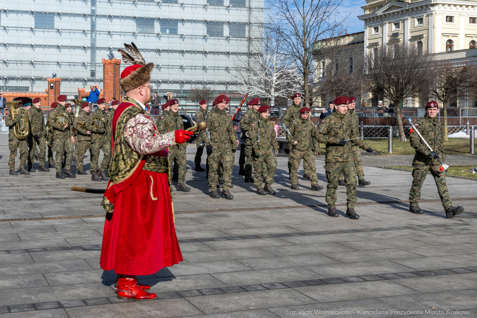 Kukliński, 22 rocznica, obchody, pomnik, znicz, wojsko, zdjęcia  Autor: Piotr Wojnarowski
