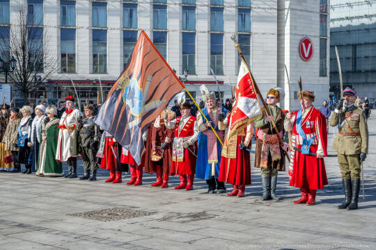 Kukliński, 22 rocznica, obchody, pomnik, znicz, wojsko, zdjęcia