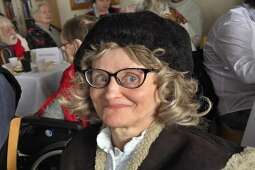 Mieszkanka w stroju pasterskim