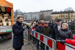 0S4A1553.jpg-Budki lęgowe na walentynki - Rynek Podgórski