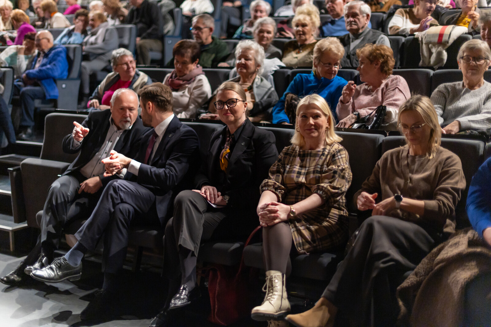 0S4A4337.jpg-Spotkanie, Seniorzy, PMK  Autor: B. Świerzowski