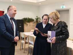 Z wdzięcznością za lata służby – pożegnanie Dyrektor Józefy Grodeckiej.