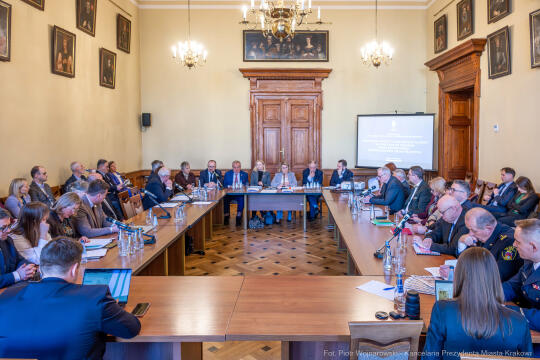 Miszalski, obrady, zespół parlamentarny, bezpieczeństwo medyków, Piątkowska, Fedorowicz, Bednar