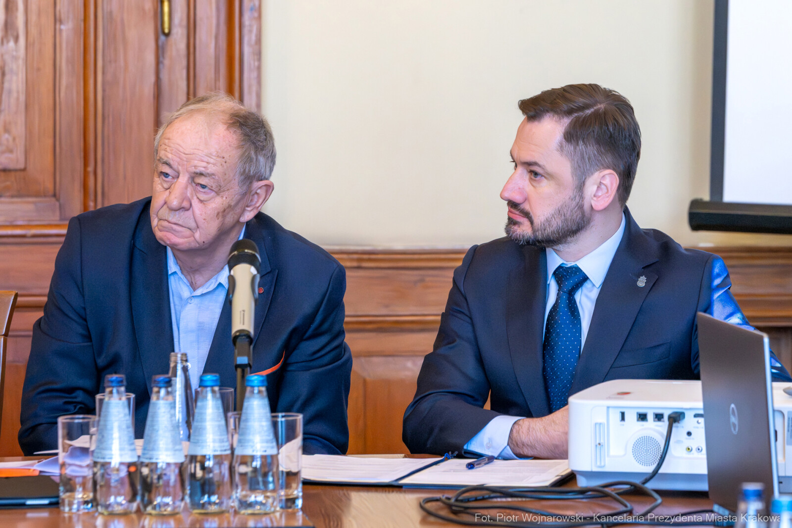 Miszalski, obrady, zespół parlamentarny, bezpieczeństwo medyków, Piątkowska, Fedorowicz, Bednar  Autor: Piotr Wojnarowski