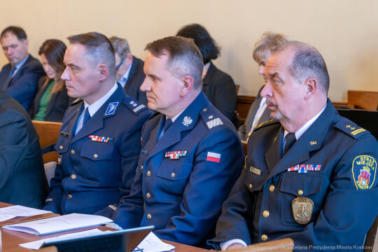 Miszalski, obrady, zespół parlamentarny, bezpieczeństwo medyków, Piątkowska, Fedorowicz, Bednar