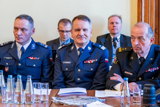 Miszalski, obrady, zespół parlamentarny, bezpieczeństwo medyków, Piątkowska, Fedorowicz, Bednar