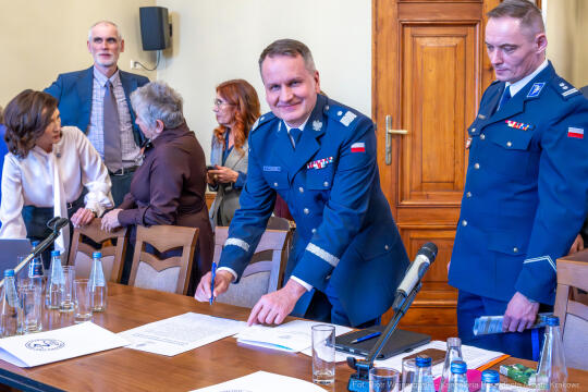 Miszalski, obrady, zespół parlamentarny, bezpieczeństwo medyków, Piątkowska, Fedorowicz, Bednar