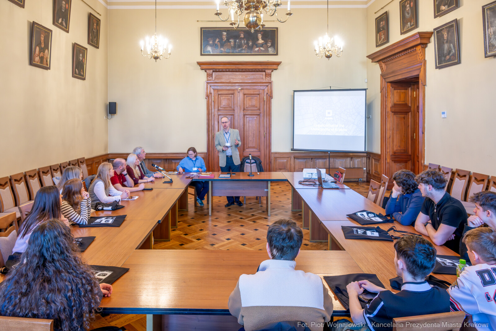 PW_702_ 002_fot. Piotr Wojnarowski.jpg-uczniowie, młodzież, Walia, Llanelli, zdjęcia  Autor: Piotr Wojnarowski