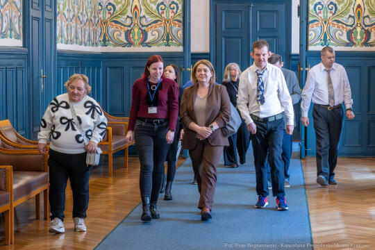 UMK_2615.jpg-Miszalski, DPS, wizyta, Urząd Miasta, zdjęcia