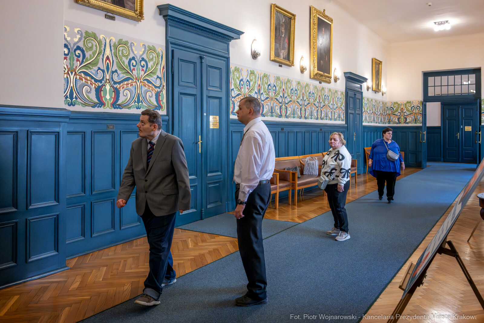 UMK_2638.jpg-Miszalski, DPS, wizyta, Urząd Miasta, zdjęcia  Autor: Piotr Wojnarowski