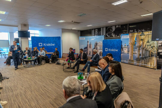 0S4A2256.jpg-Seniorzy, PMK, zdjęcia