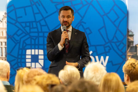 0S4A2303.jpg-Seniorzy, PMK, zdjęcia