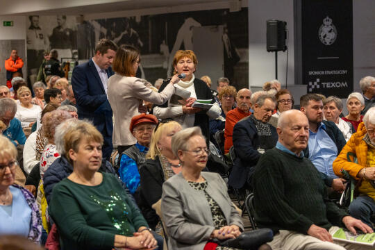 0S4A2409.jpg-Seniorzy, PMK, zdjęcia