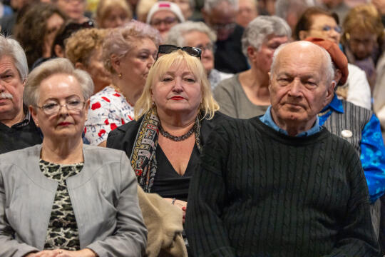 0S4A2424.jpg-Seniorzy, PMK, zdjęcia