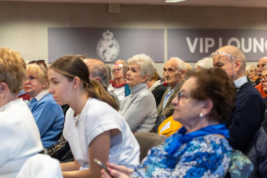 0S4A2431.jpg-Seniorzy, PMK, zdjęcia