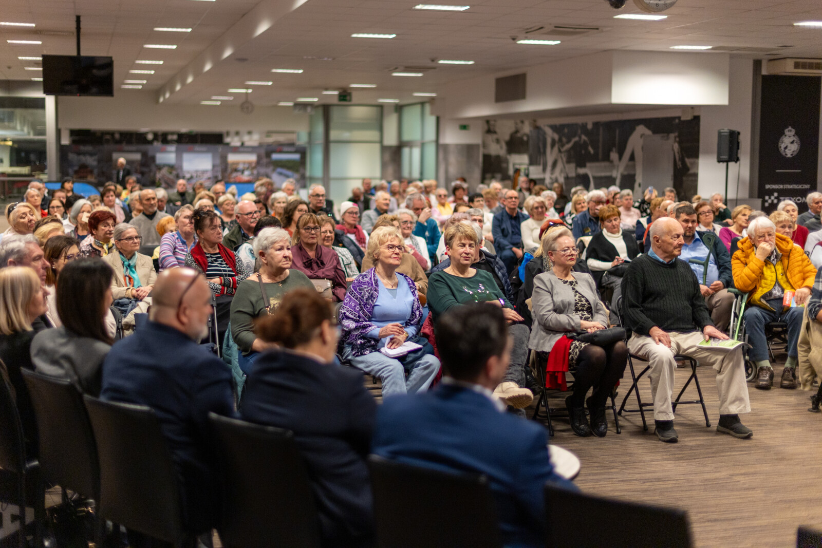 0S4A2554.jpg-Seniorzy, PMK, zdjęcia  Autor: B. Świerzowski