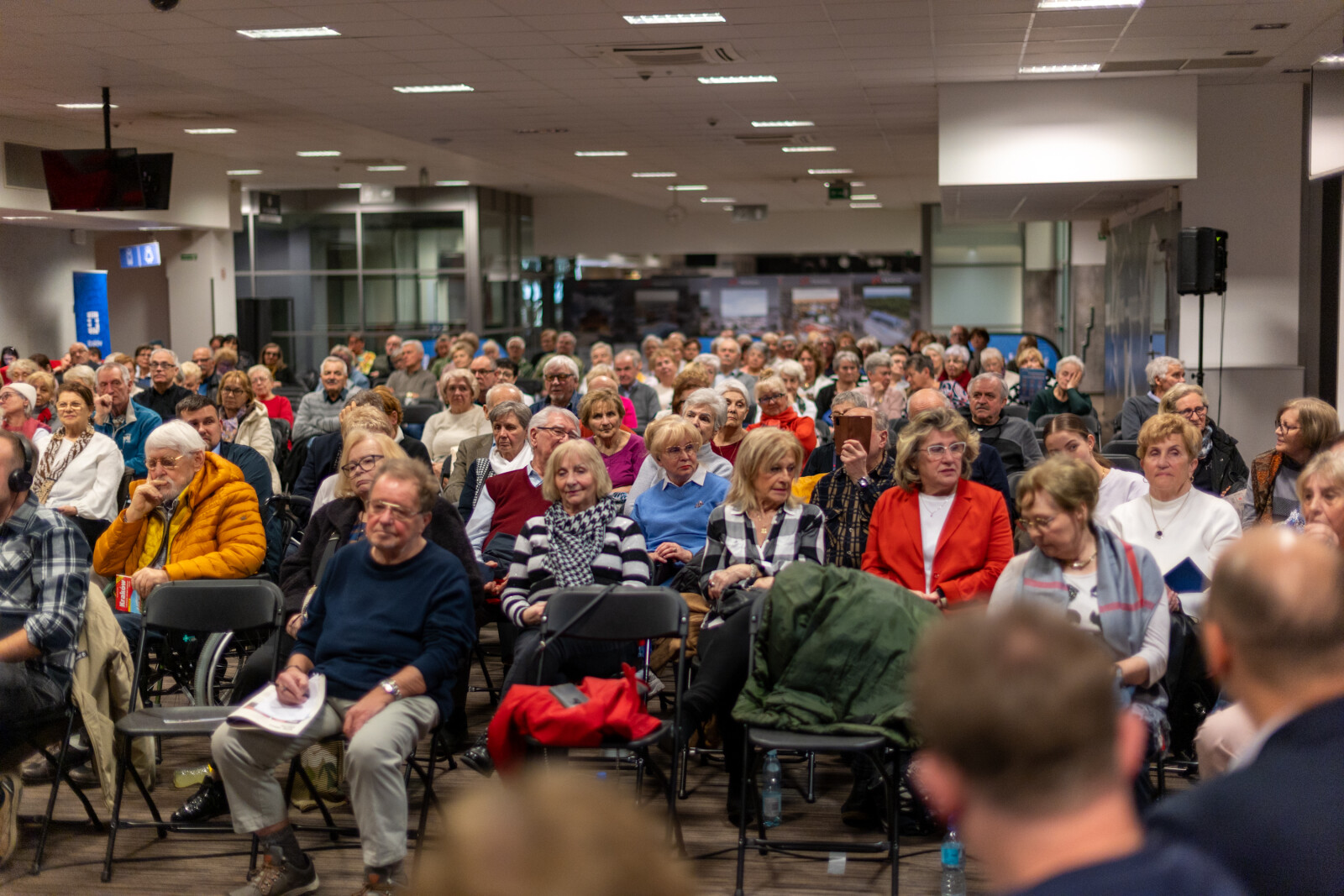 0S4A2561.jpg-Seniorzy, PMK, zdjęcia  Autor: B. Świerzowski