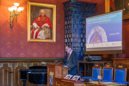 Kracik, Nagroda Musiała, wręczenie, UJ, Monika Adamczyk-Garbowska, Paweł Mazanka, zdjęcia