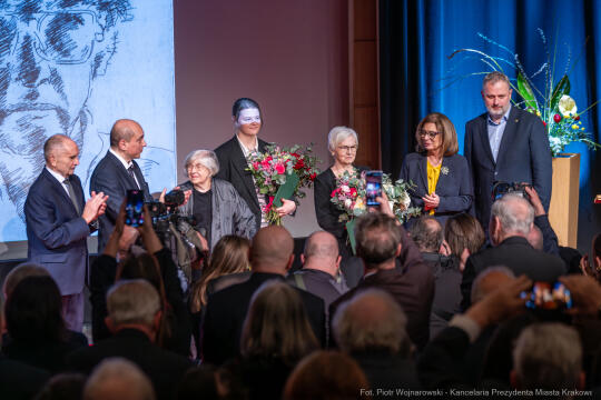 Rok Wajdy, Inauguracja, Manggha, Miszalski, Kidawa-Błońska, Cienkowska, Wałęsa