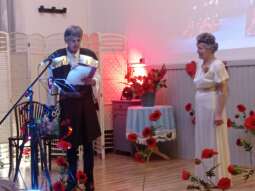 0aBXdRtB.jpg-Dzień Kobiet od początku świata – występ Grupy Artystycznej „Wrzos”.