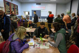 JG_260312_KRK_8L8A0876.jpg-Neon „Bar mleczny” powrócił do życia