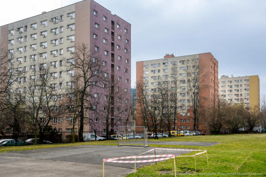 PW_710_ 018_fot. Piotr Wojnarowski.jpg-Miszalski, umowa, podpisanie, Bronowice, ZSO nr 7, zdjęcia