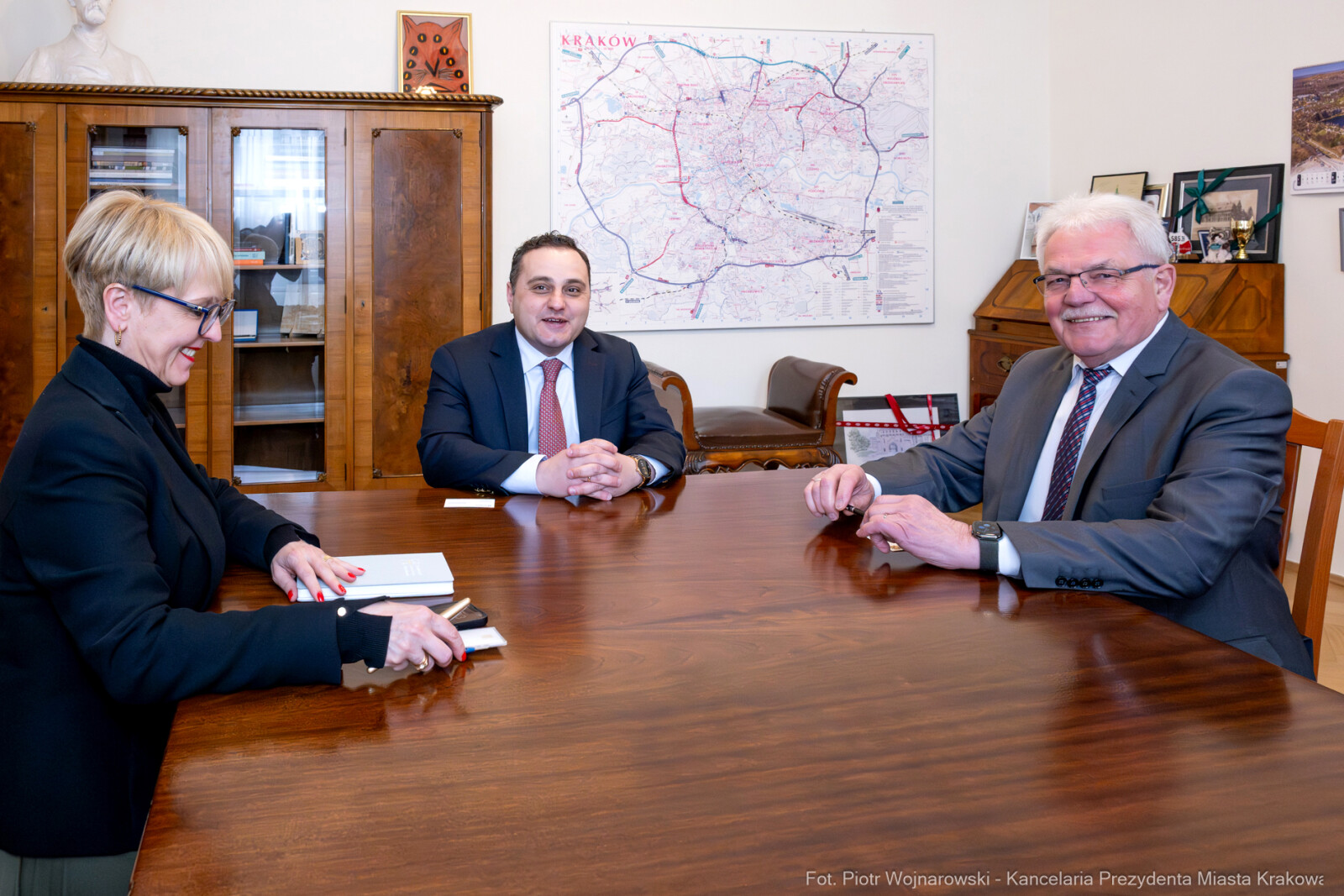 Kracik, Hraczja Bojadżjan, konsul, Armenia, spotkanie, zdjęcia  Autor: Piotr Wojnarowski