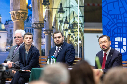 0S4A1859.jpg-Ławka Dialogu, Zdjęcia, Kraków, Miszalski