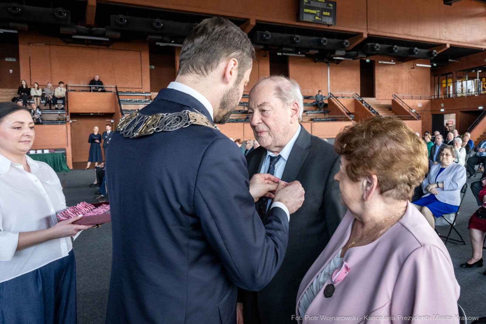 Miszalski, medale, seniorzy, Długoletnie Pożycie Małżeńskie, zdjęcia  Autor: Piotr Wojnarowski