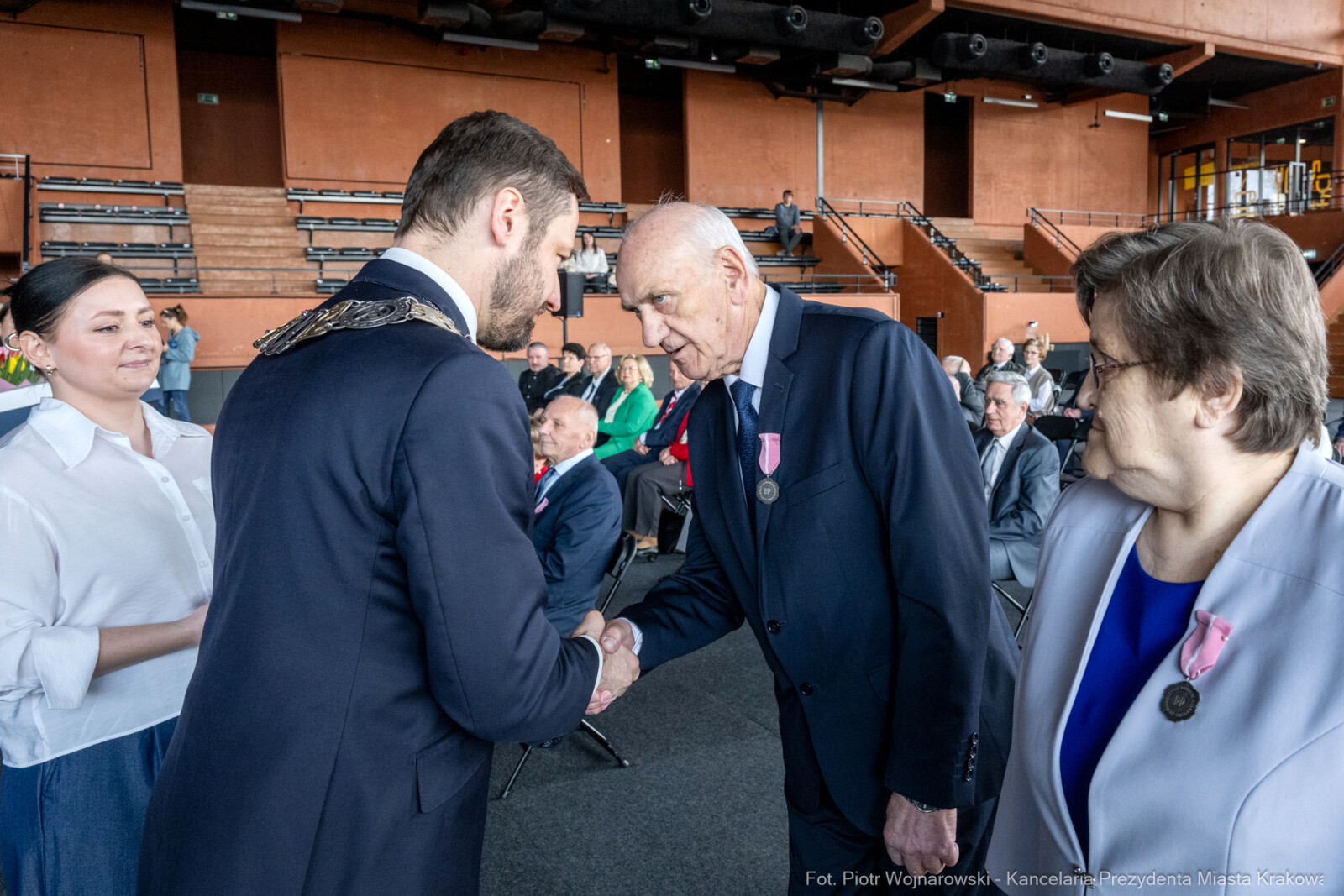 Miszalski, medale, seniorzy, Długoletnie Pożycie Małżeńskie, zdjęcia  Autor: Piotr Wojnarowski