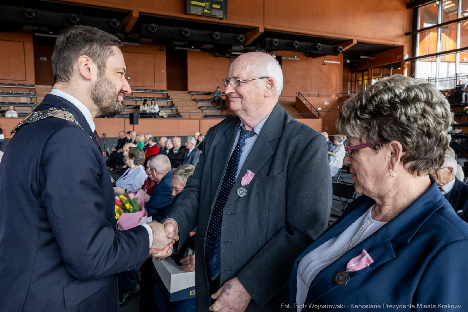 Miszalski, medale, seniorzy, Długoletnie Pożycie Małżeńskie, zdjęcia  Autor: Piotr Wojnarowski