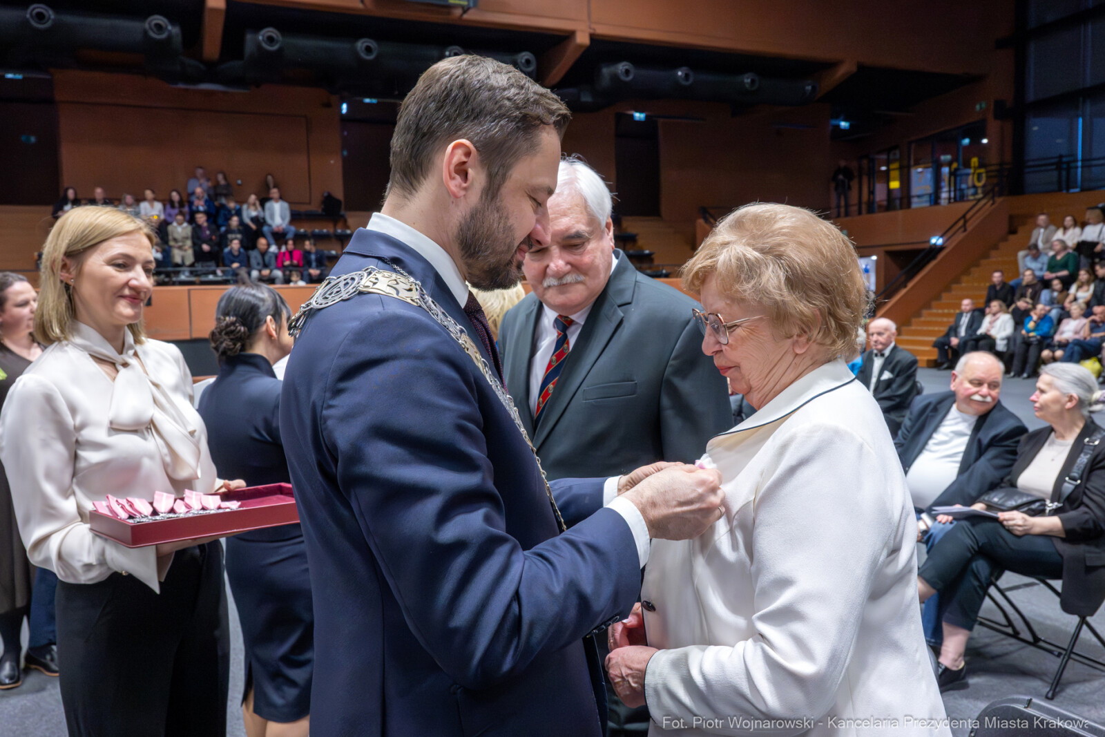 Miszalski, medale, seniorzy, Długoletnie Pożycie Małżeńskie, zdjęcia  Autor: Piotr Wojnarowski