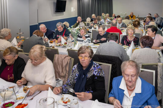 PW_716_ 004_fot. Piotr Wojnarowski.jpg-Miszalski, seniorzy, śniadanie, MOPS, Wielkanoc, zdjęcia
