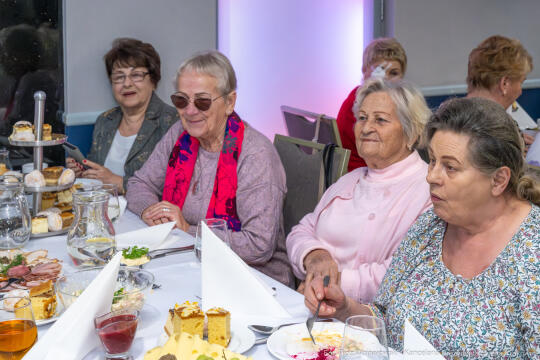 PW_716_ 009_fot. Piotr Wojnarowski.jpg-Miszalski, seniorzy, śniadanie, MOPS, Wielkanoc, zdjęcia