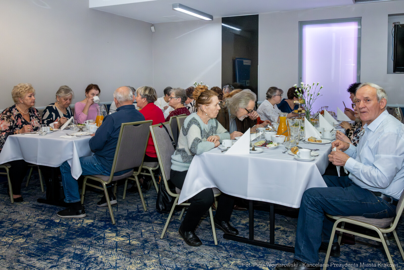 PW_716_ 012_fot. Piotr Wojnarowski.jpg-Miszalski, seniorzy, śniadanie, MOPS, Wielkanoc, zdjęcia  Autor: Piotr Wojnarowski