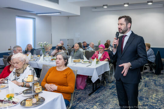 PW_716_ 016_fot. Piotr Wojnarowski.jpg-Miszalski, seniorzy, śniadanie, MOPS, Wielkanoc, zdjęcia