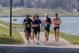 0S4A5764.jpg-Biegowa niedziela w Krakowie. Ulice wróciły do normy po sportowym święcie