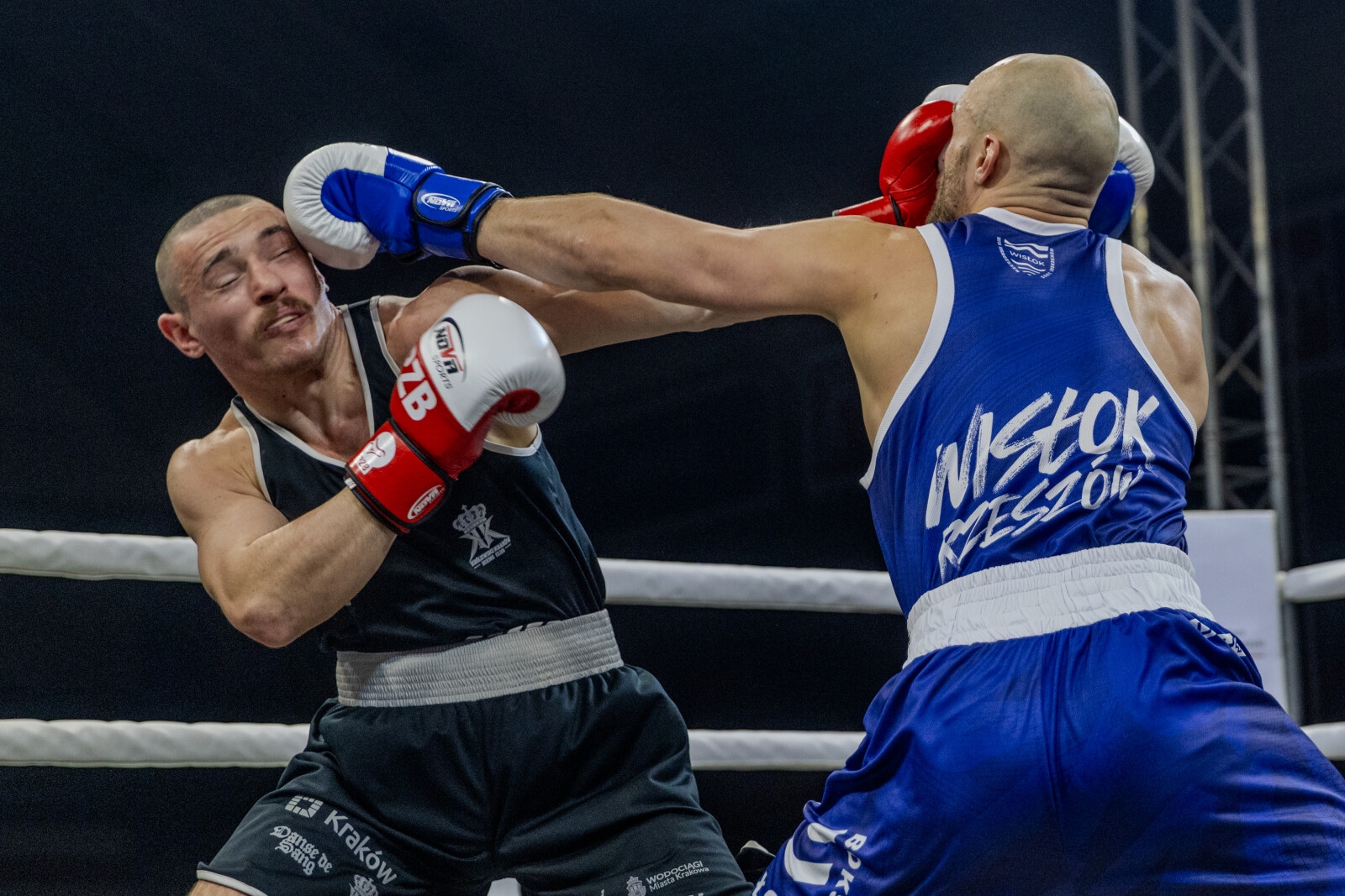 0S4A4980.jpg-Liga Boksu, Kraków, Miszalski  Autor: B. Świerzowski