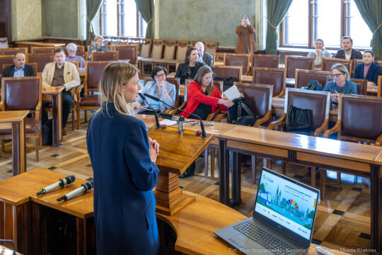 Biznes i miasta na rzecz zrównoważonego rozwoju, Całus, Halska-Pionka, zdjęcia