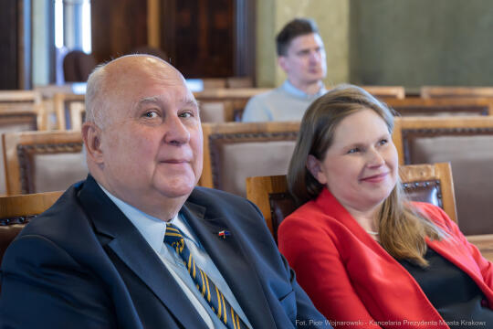 Biznes i miasta na rzecz zrównoważonego rozwoju, Całus, Halska-Pionka, zdjęcia