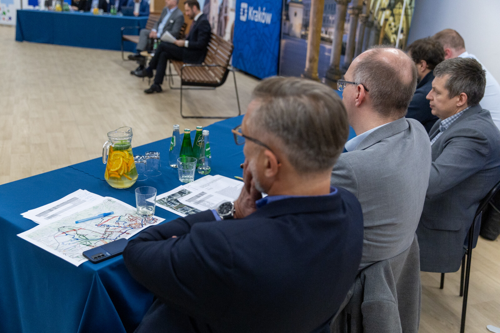 0S4A8271.jpg-Ławka Dialogu Prądnik Biały, Miszalski  Autor: B. Świerzowski