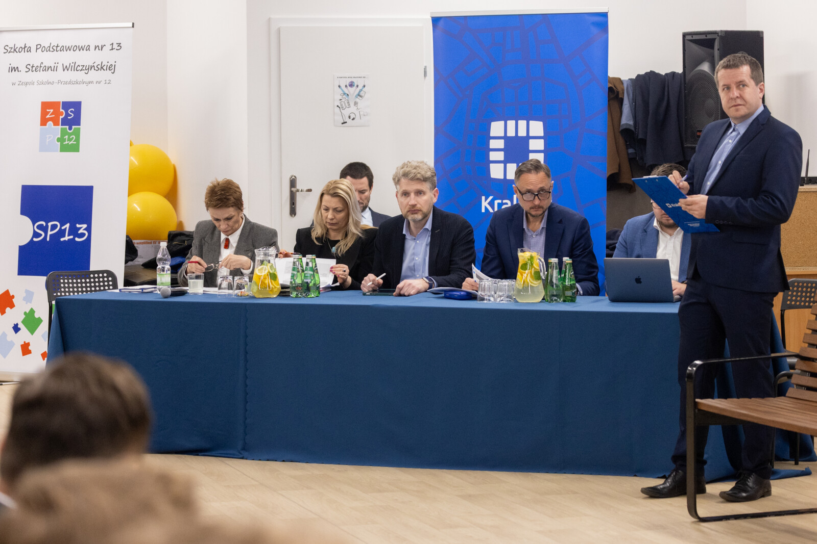 BSK_0395.jpg-Ławka Dialogu Prądnik Biały, Miszalski  Autor: B. Świerzowski