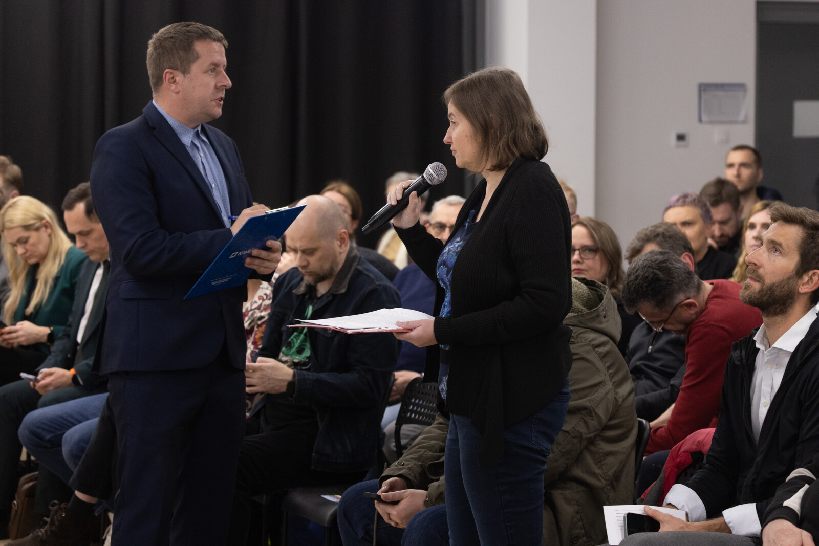 BSK_0536.jpg-Ławka Dialogu Prądnik Biały, Miszalski  Autor: B. Świerzowski