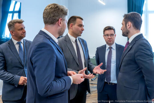 Miszalski, porozumienie, Mądre wioski - przedmieścia w mieście, podpisanie, zdjęcia, wojewoda