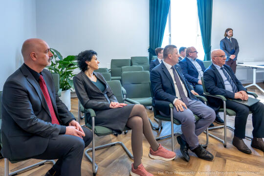 Miszalski, porozumienie, Mądre wioski - przedmieścia w mieście, podpisanie, zdjęcia, wojewoda